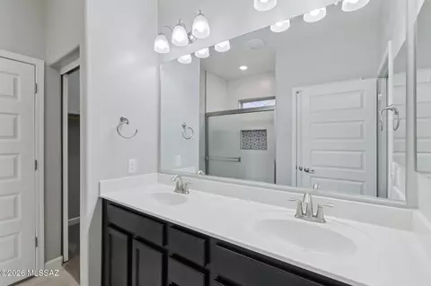 Bath - 264 W Sg Posey St, Vail, AZ 85641 photo 3 of 5