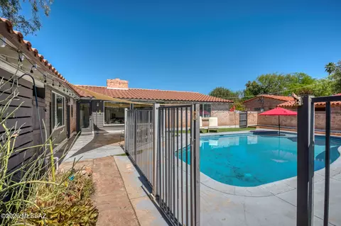 Exterior - 3202 E Pima St, Tucson, AZ 85716 photo 8 of 12
