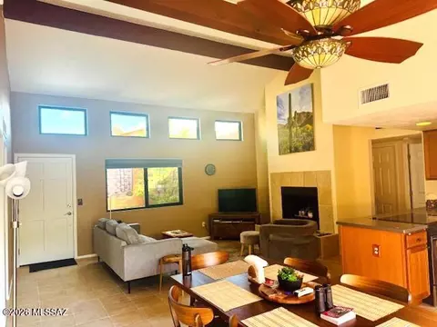 5051 N Sabino Canyon Rd #2130, Tucson, AZ 85750