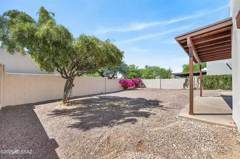 Exterior - 508 E Squirrel Tail Dr, Tucson, AZ 85704 photo 3 of 11