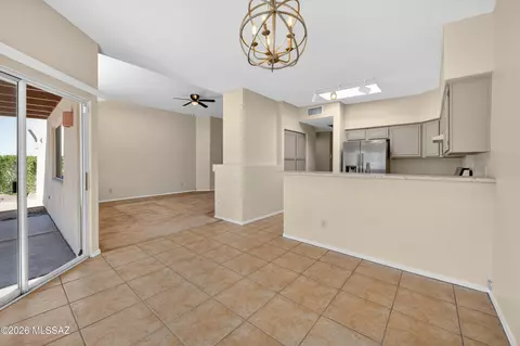 Dining - 508 E Squirrel Tail Dr, Tucson, AZ 85704 photo 1 of 3