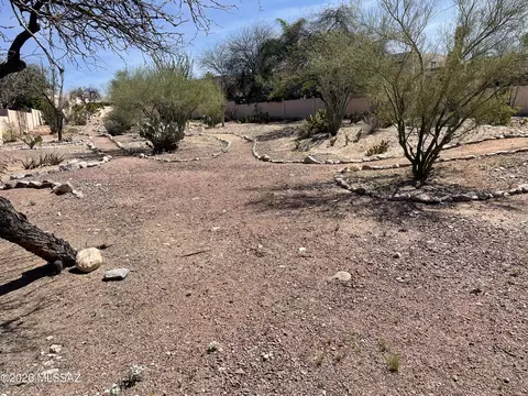 Exterior - 508 E Squirrel Tail Dr, Tucson, AZ 85704 photo 10 of 11