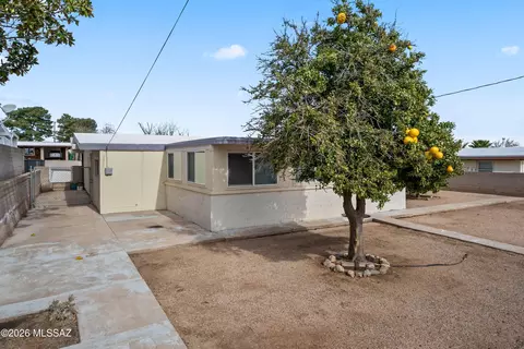 913 W Webb Dr, San Manuel, AZ 85631