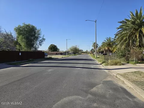 3631 E Frankfort Stra, Tucson, AZ 85706