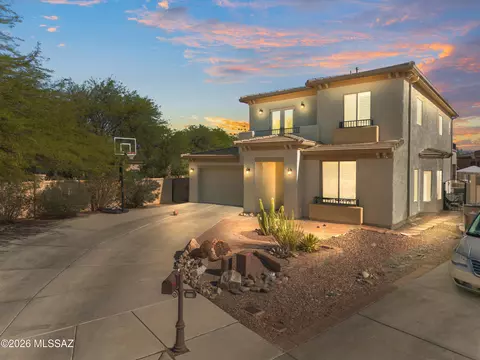 101 E Placita Lago Bello, Sahuarita, AZ 85629