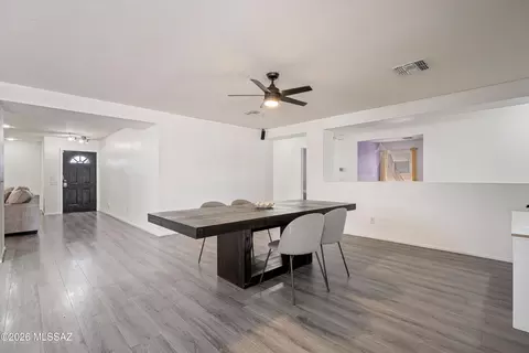 Dining - 5977 E Cedarbird Dr, Tucson, AZ 85756 photo 2 of 3