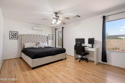 Bedroom - 5977 E Cedarbird Dr, Tucson, AZ 85756 photo 1 of 9