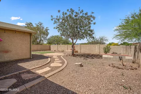 Exterior - 5977 E Cedarbird Dr, Tucson, AZ 85756 photo 6 of 6