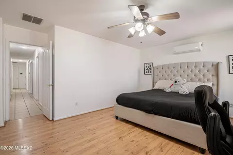 Bedroom - 5977 E Cedarbird Dr, Tucson, AZ 85756 photo 3 of 9