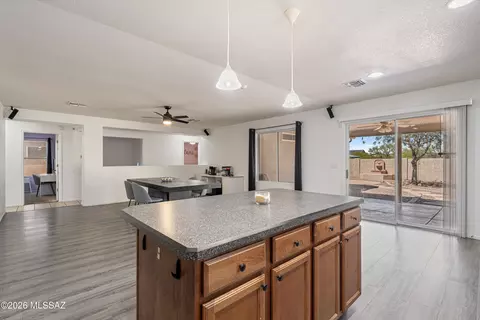 Kitchen - 5977 E Cedarbird Dr, Tucson, AZ 85756 photo 7 of 7