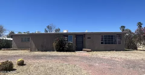 2625 N Fair Oaks Ave, Tucson, AZ 85712