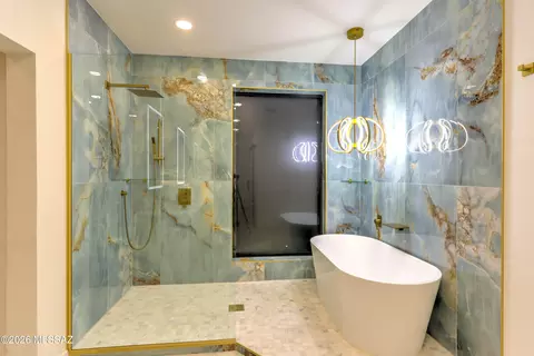 Bath - 4939 E River Rd, Tucson, AZ 85718 photo 6 of 7