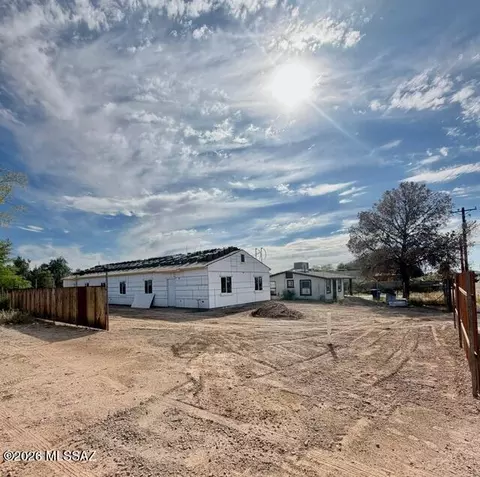 360 E Aircraft Rd, Tucson, AZ 85706