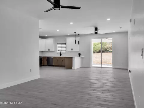 650 E Atlanta Pl, Vail, AZ 85641 photo 9