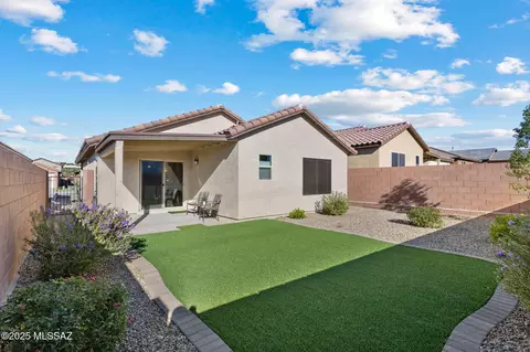 9306 N Agave Gold Rd, Tucson, AZ 85742