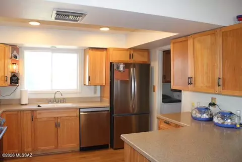 Kitchen - 1201 E Old Stewart Rd, Willcox, AZ 85643 photo 2 of 5