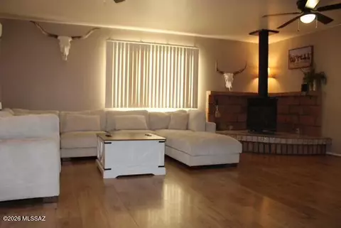 Living - 1201 E Old Stewart Rd, Willcox, AZ 85643 photo 3 of 3