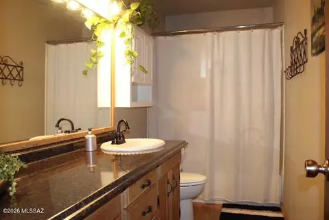 Bath - 1201 E Old Stewart Rd, Willcox, AZ 85643 photo 3 of 7