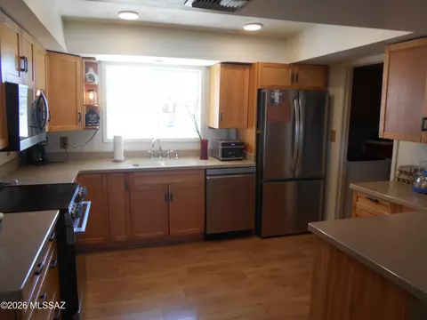 Kitchen - 1201 E Old Stewart Rd, Willcox, AZ 85643 photo 1 of 5