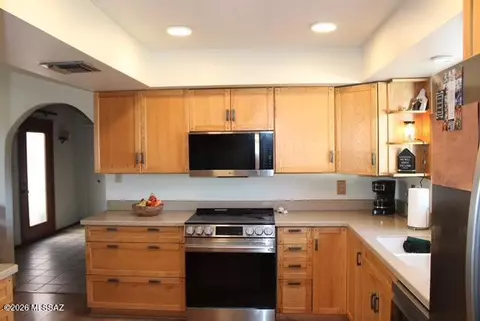 Kitchen - 1201 E Old Stewart Rd, Willcox, AZ 85643 photo 5 of 5