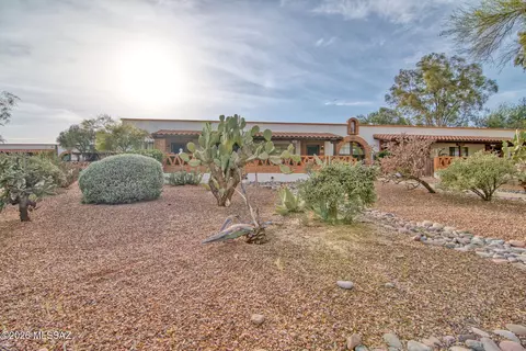 366 S La Canada Dr #A, Green Valley, AZ 85614