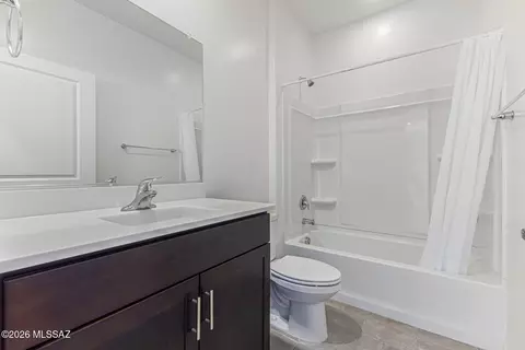 Bath - 12600 E Caden Dr, Vail, AZ 85641 photo 2 of 2
