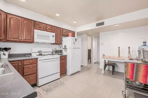 Kitchen - 1130 E Spring St, Tucson, AZ 85719 photo 2 of 2