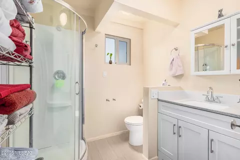 Bath - 1130 E Spring St, Tucson, AZ 85719 photo 1 of 2