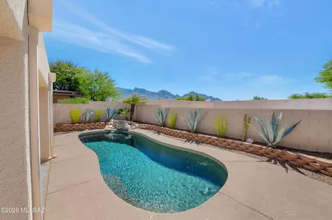 102 Elixir Pl, Oro Valley, AZ 85755