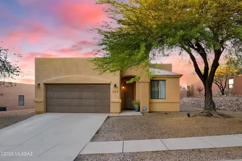 253 E Forrest Feezor St, Vail, AZ 85641