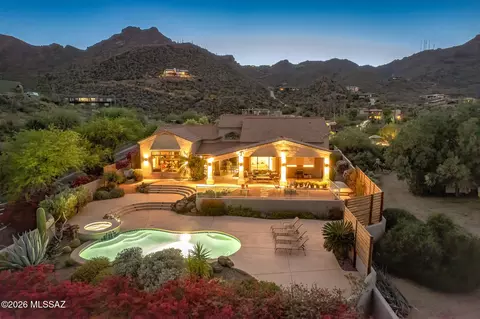 6262 W Trails End Rd, Tucson, AZ 85745