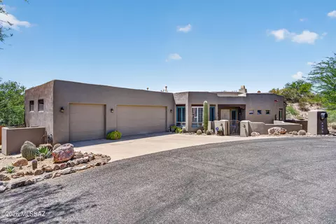 2553 N Redington Pl, Tucson, AZ 85749