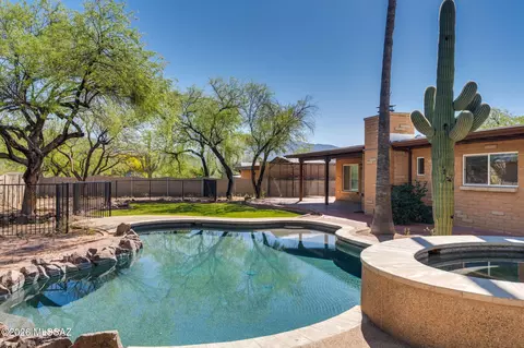 11421 E Holster Dr, Tucson, AZ 85749