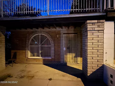 229 E Monterey St, Nogales, AZ 85621 photo 3
