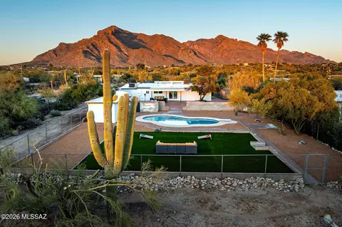 7755 N Arundel Ct, Tucson, AZ 85704