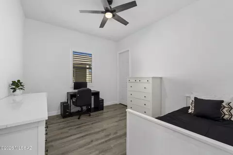 Bedroom - 12791 E Tortoise Pointe Pl, Vail, AZ 85641 photo 7 of 8