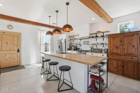 1210 S 9th Ave, Tucson, AZ 85713