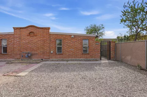 3358 N 3356 N Geronimo Ave, Tucson, AZ 85705