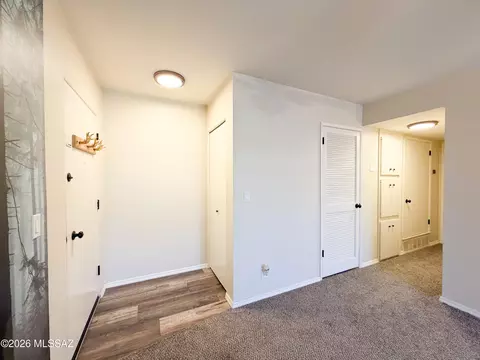 1366 S Avenida Polar #G205, Tucson, AZ 85710