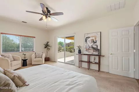 Bedroom - 940 N Deep Rock Dr, Vail, AZ 85641 photo 2 of 7