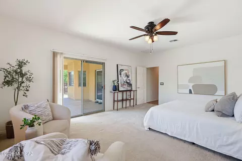 Bedroom - 940 N Deep Rock Dr, Vail, AZ 85641 photo 4 of 7