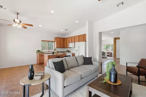 Other - 940 N Deep Rock Dr, Vail, AZ 85641 photo 4 of 11