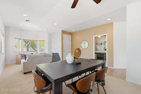 Dining - 940 N Deep Rock Dr, Vail, AZ 85641 photo 1 of 2