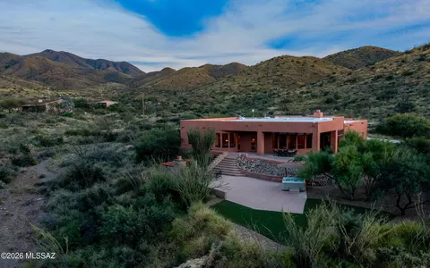10240 E Ocotillo Rim Trl, Vail, AZ 85641