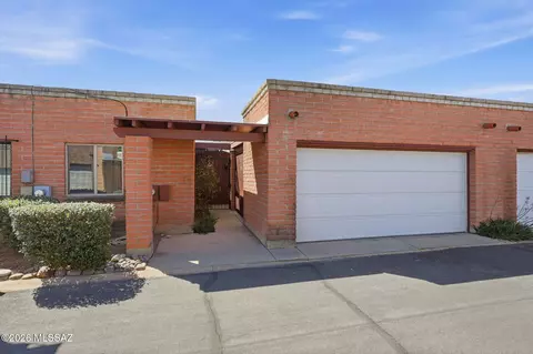 282 E Ponderosa St, Tucson, AZ 85705