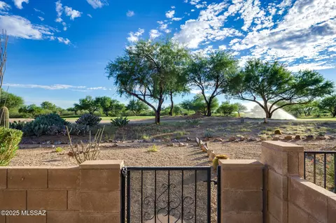 336 W Sunrise Vista Dr, Green Valley, AZ 85614