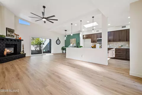 7487 E Wandering Rd, Tucson, AZ 85750