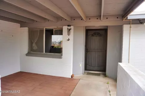 Exterior - 1016 E Justin St, Pearce, AZ 85625 photo 5 of 10