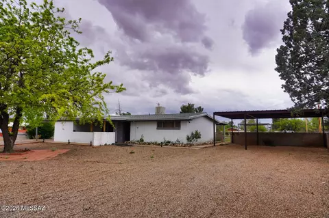 Exterior - 1016 E Justin St, Pearce, AZ 85625 photo 2 of 10