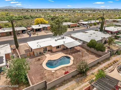 9061 E 39th St, Tucson, AZ 85730